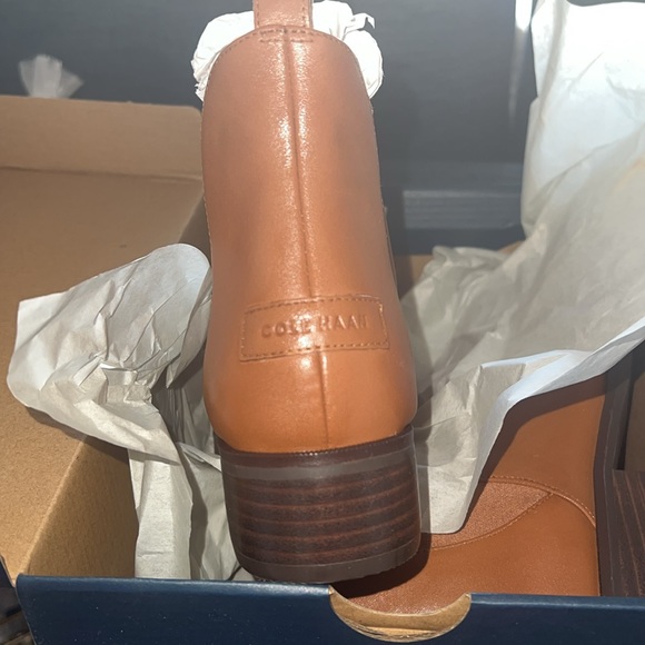 Cole Haan Laina Bootie. New in box. Size 6.5. BRTSH Tan / Dark Brown - Picture 3 of 4